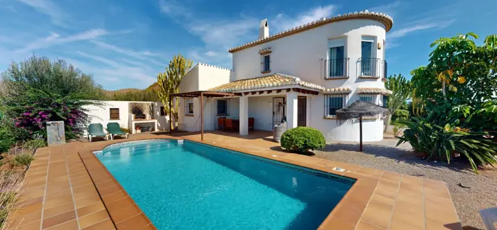 Villa independiente R4883965 3