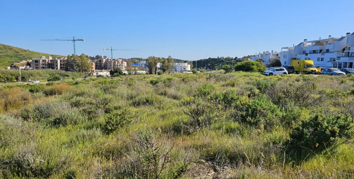 Sale of residential plot in La Cala de Mijas 5