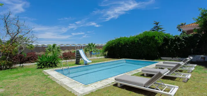 Detached villa R5037583 1