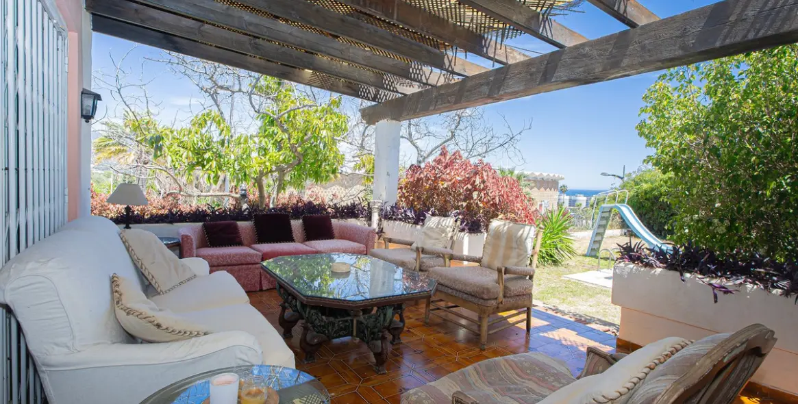 Sale of detached villa in Nueva Andalucía (district Nueva Andalucía) 9