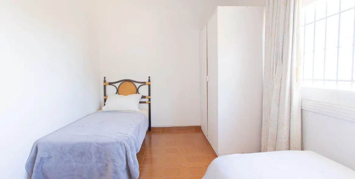 Venta de villa independiente en Nueva Andalucía 31