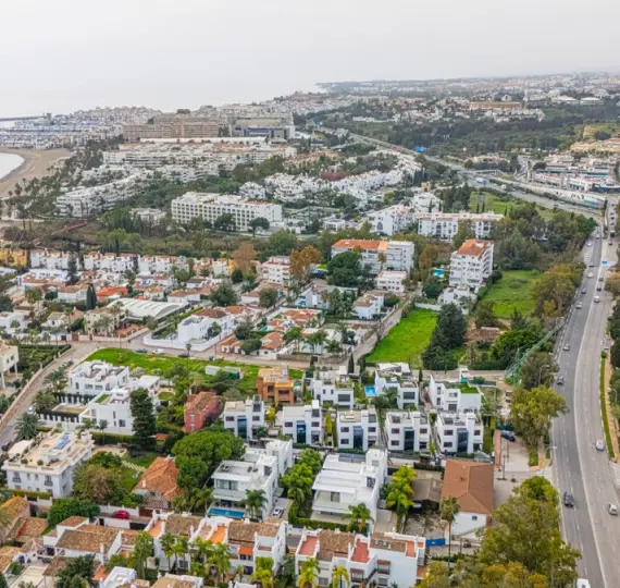 Продажа  отдельно стоящей виллы в The Golden Mile