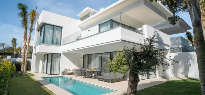 Продажа  отдельно стоящей виллы в The Golden Mile 4