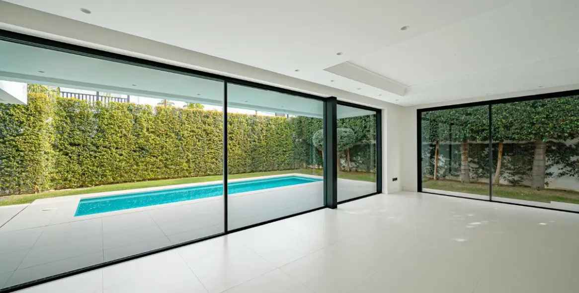 Продажа  отдельно стоящей виллы в The Golden Mile 6