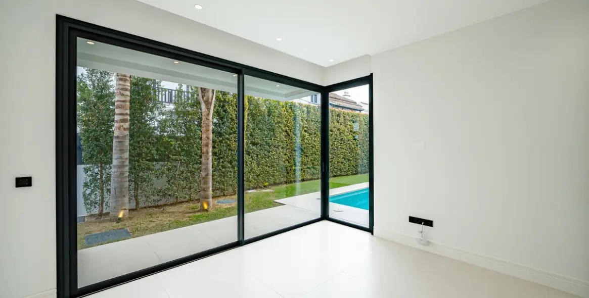 Продажа  отдельно стоящей виллы в The Golden Mile 14