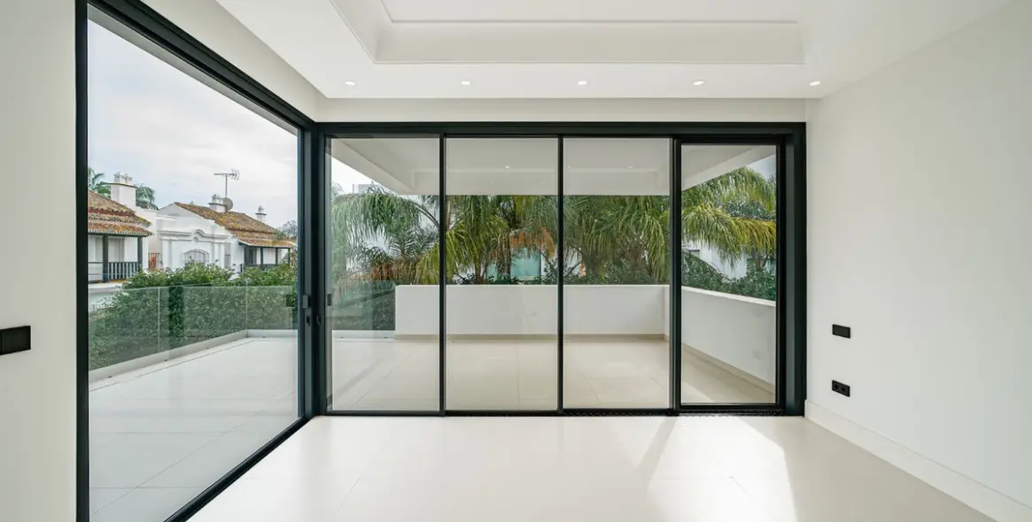 Продажа  отдельно стоящей виллы в The Golden Mile 19