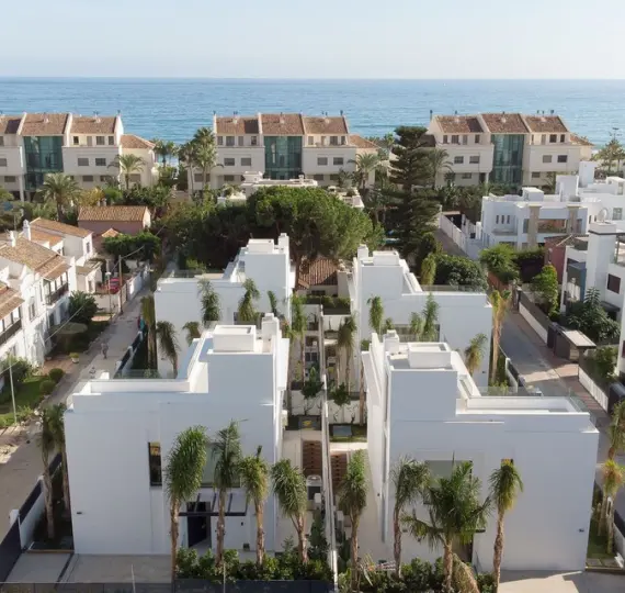 Продажа  отдельно стоящей виллы в The Golden Mile