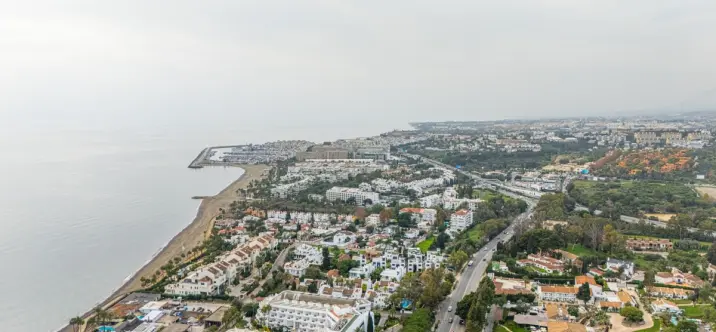 Продажа  отдельно стоящей виллы в The Golden Mile 4