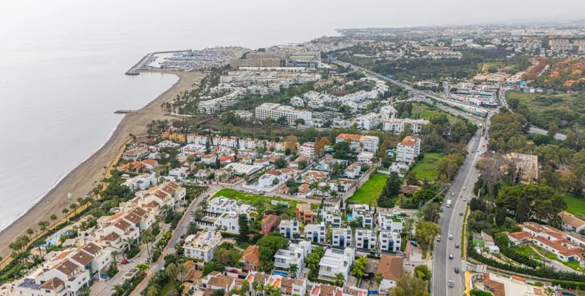 Продажа  отдельно стоящей виллы в The Golden Mile 6