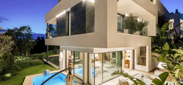 Продажа дома на две семьи в Sierra Blanca 4