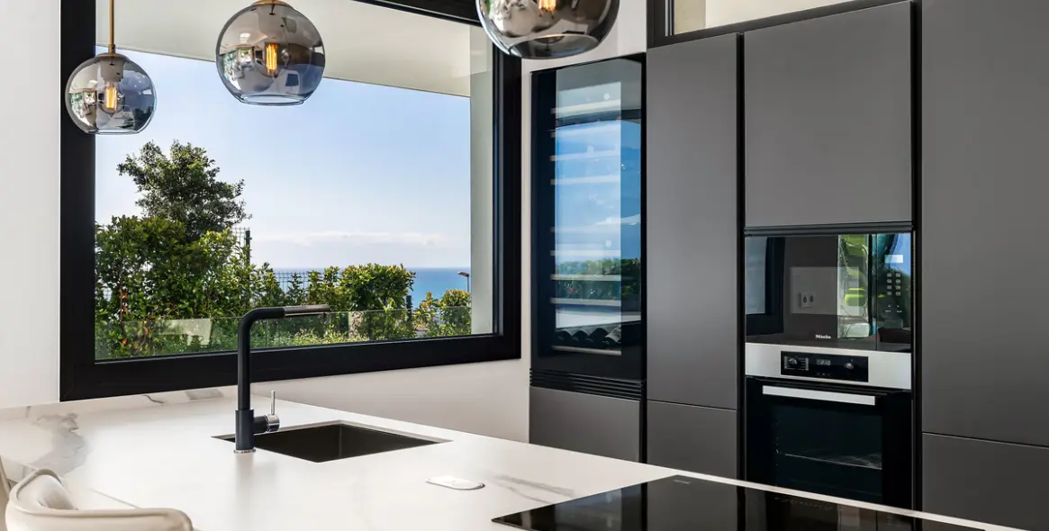 Продажа дома на две семьи в Sierra Blanca 7