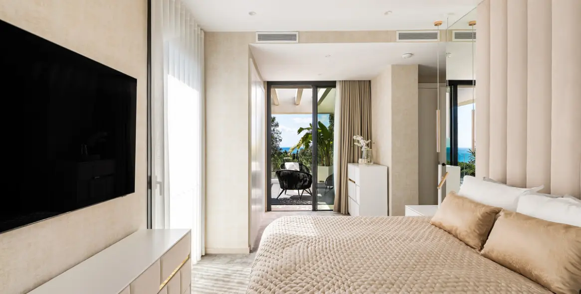 Продажа дома на две семьи в Sierra Blanca 21