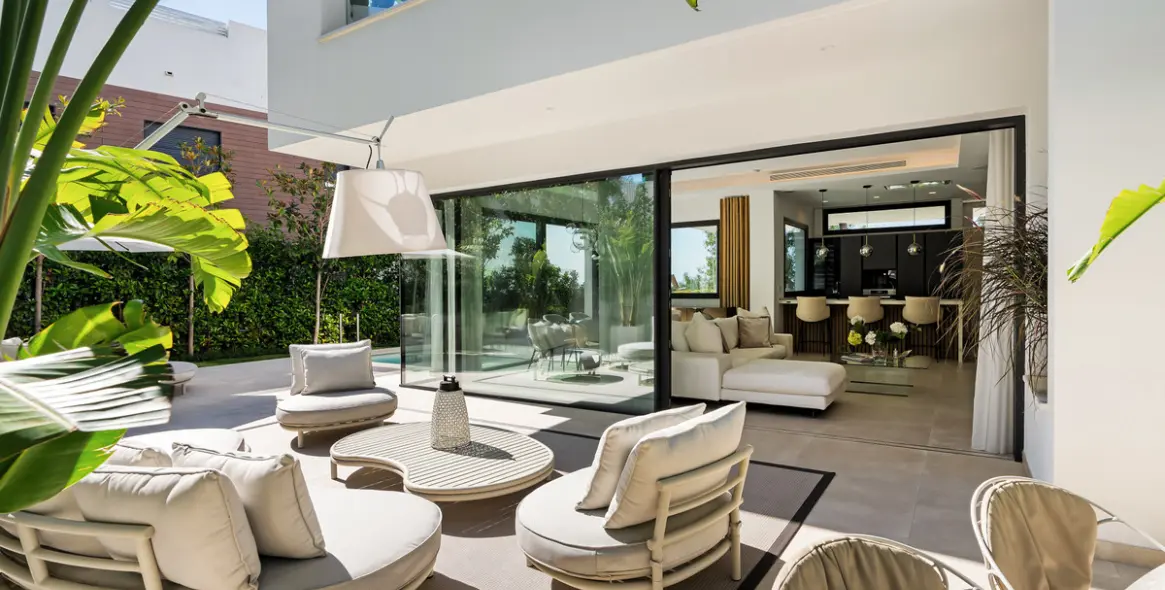 Venta de casa pareada en Sierra Blanca 14