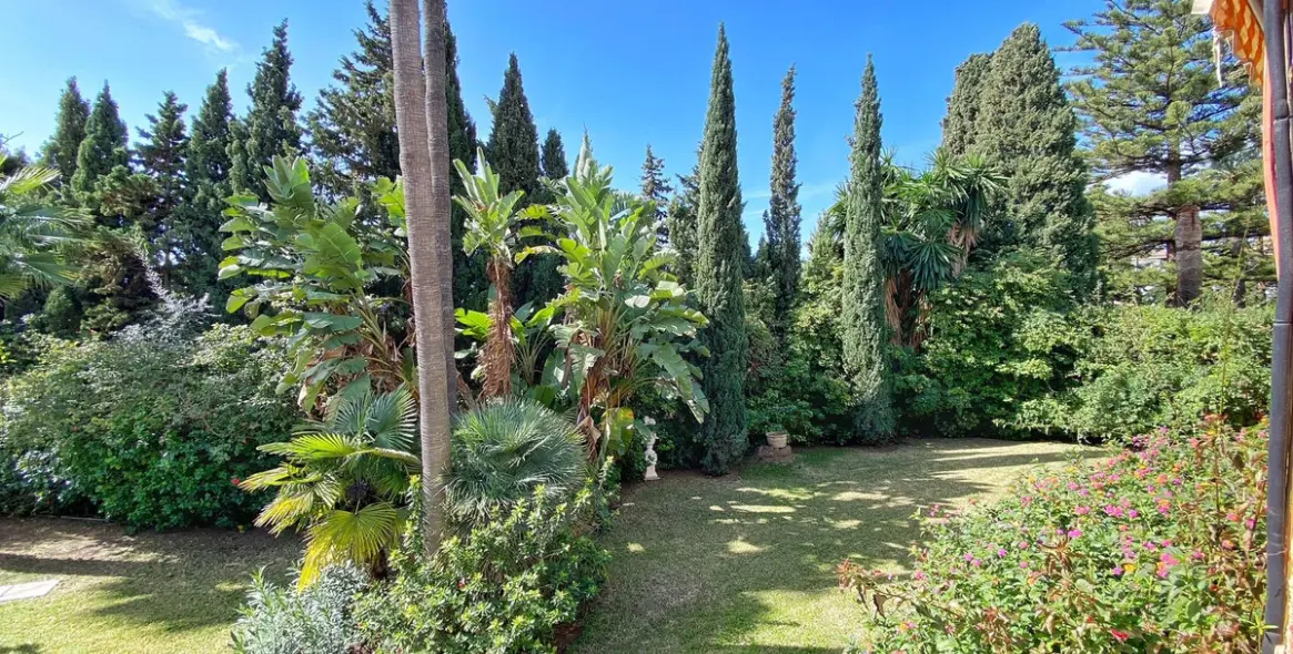 Продажа  отдельно стоящей виллы в Nagüeles 20