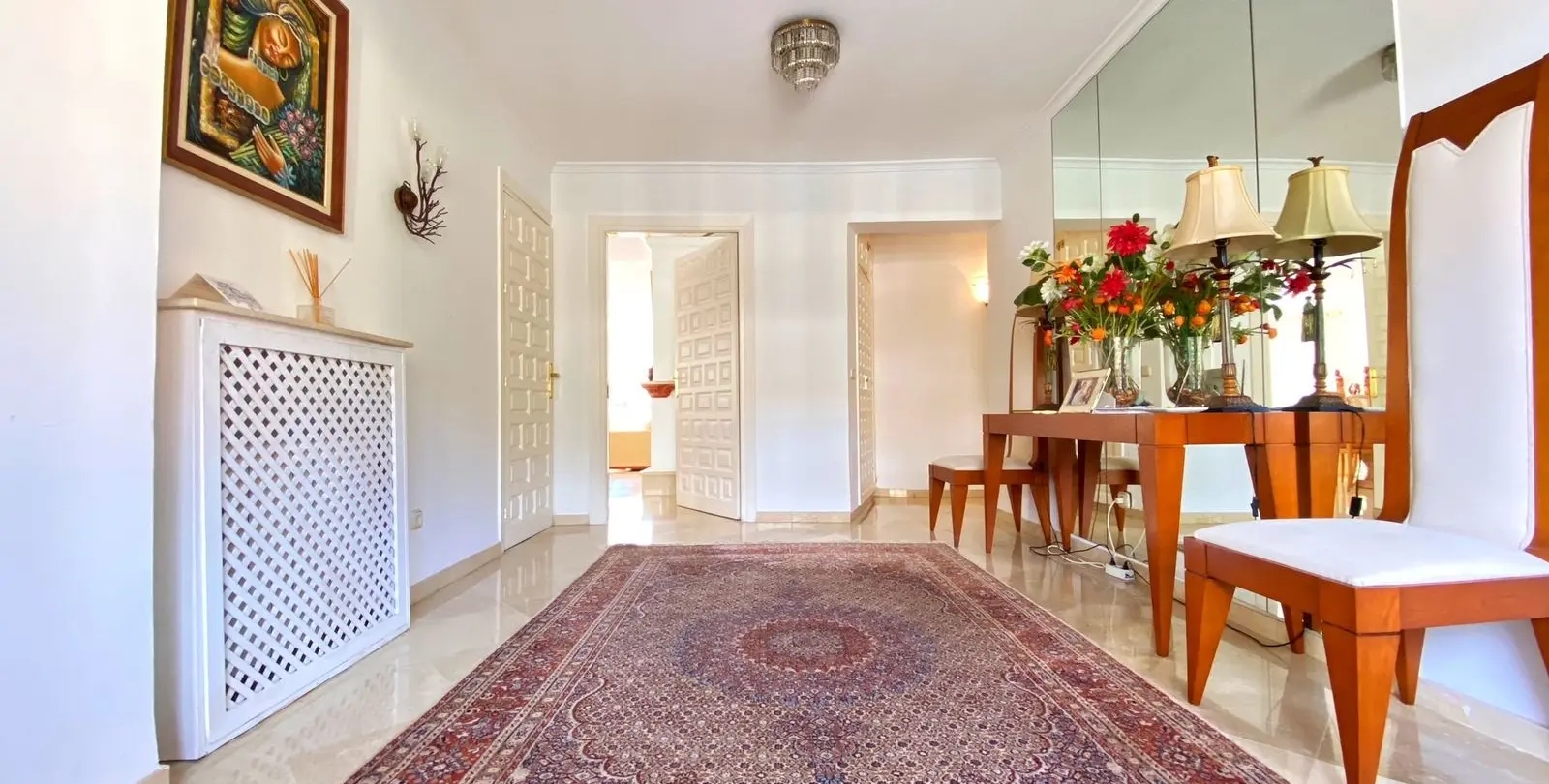 Sale of detached villa in Nagüeles 31