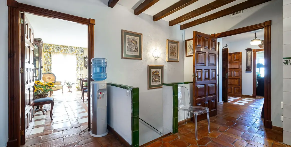 Продажа  отдельно стоящей виллы в Benalmadena 23