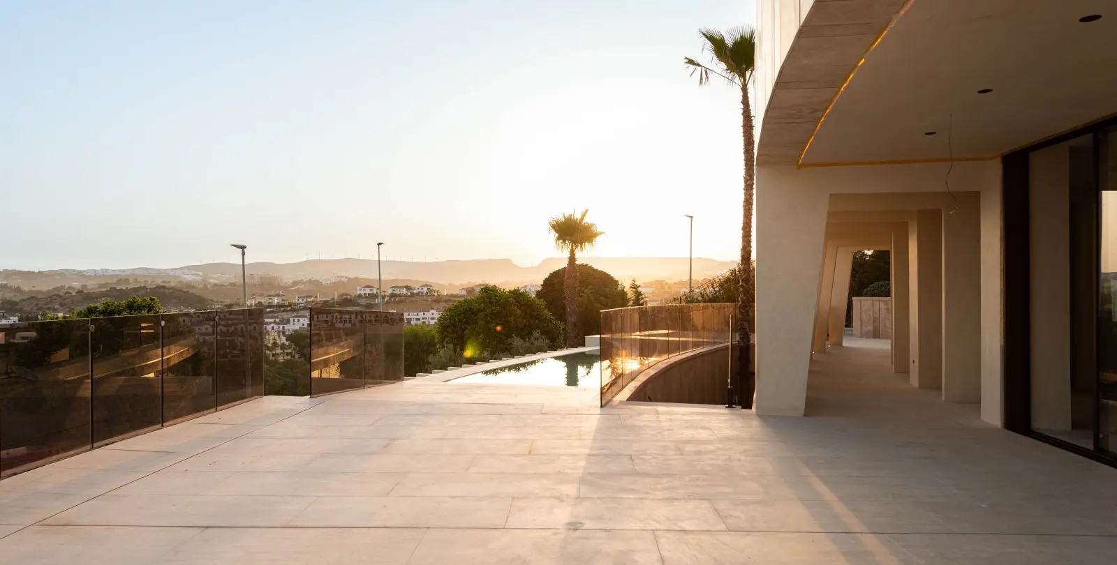 Sale of detached villa in Casares 11