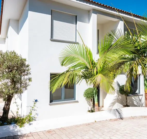 Продажа  отдельно стоящей виллы в Artola