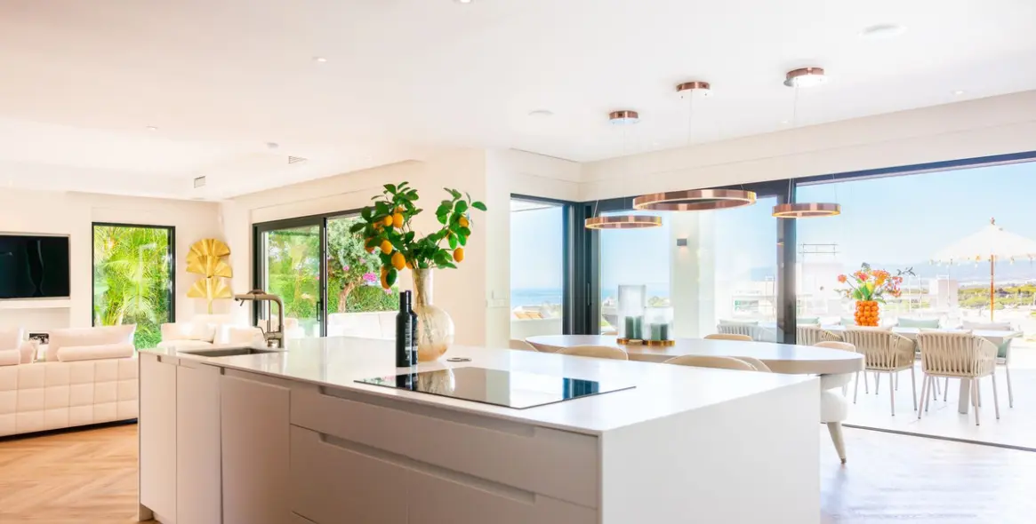 Продажа  отдельно стоящей виллы в Artola 13