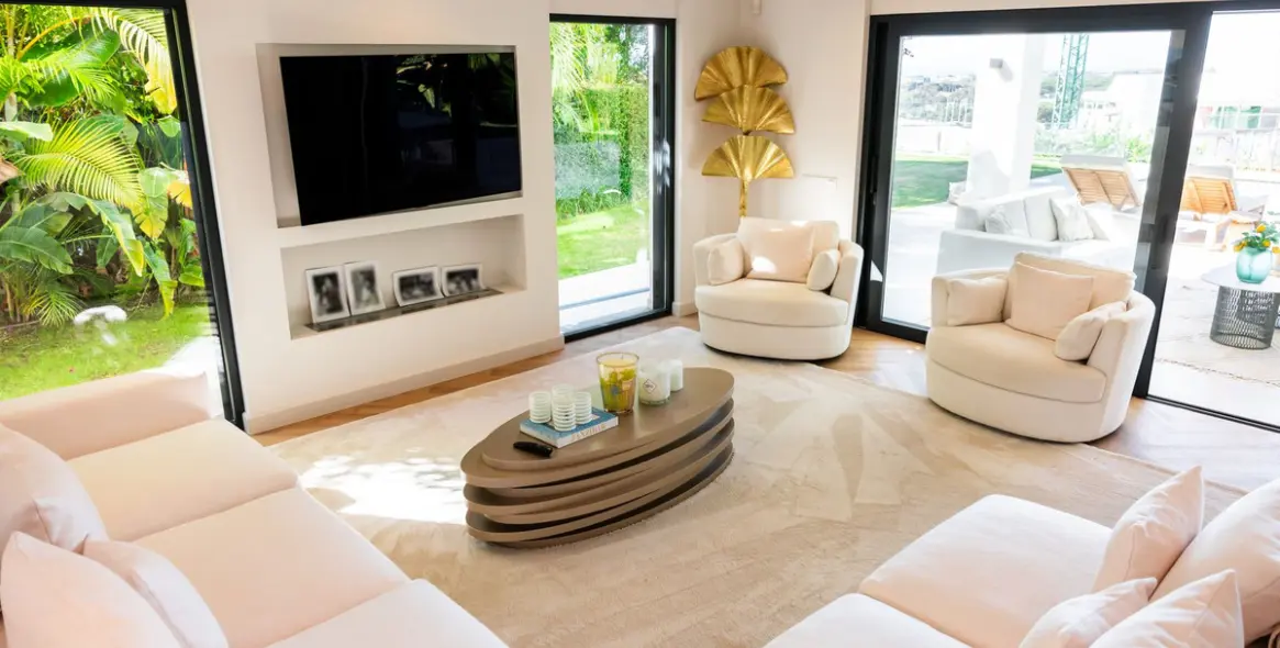 Продажа  отдельно стоящей виллы в Artola 15