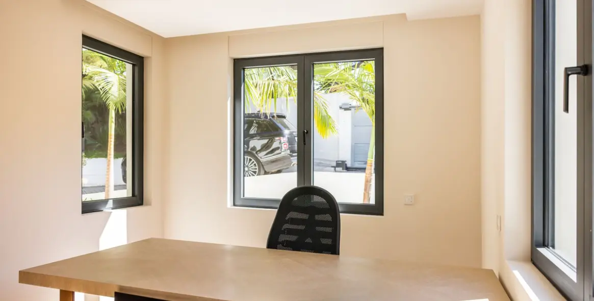 Продажа  отдельно стоящей виллы в Artola 18