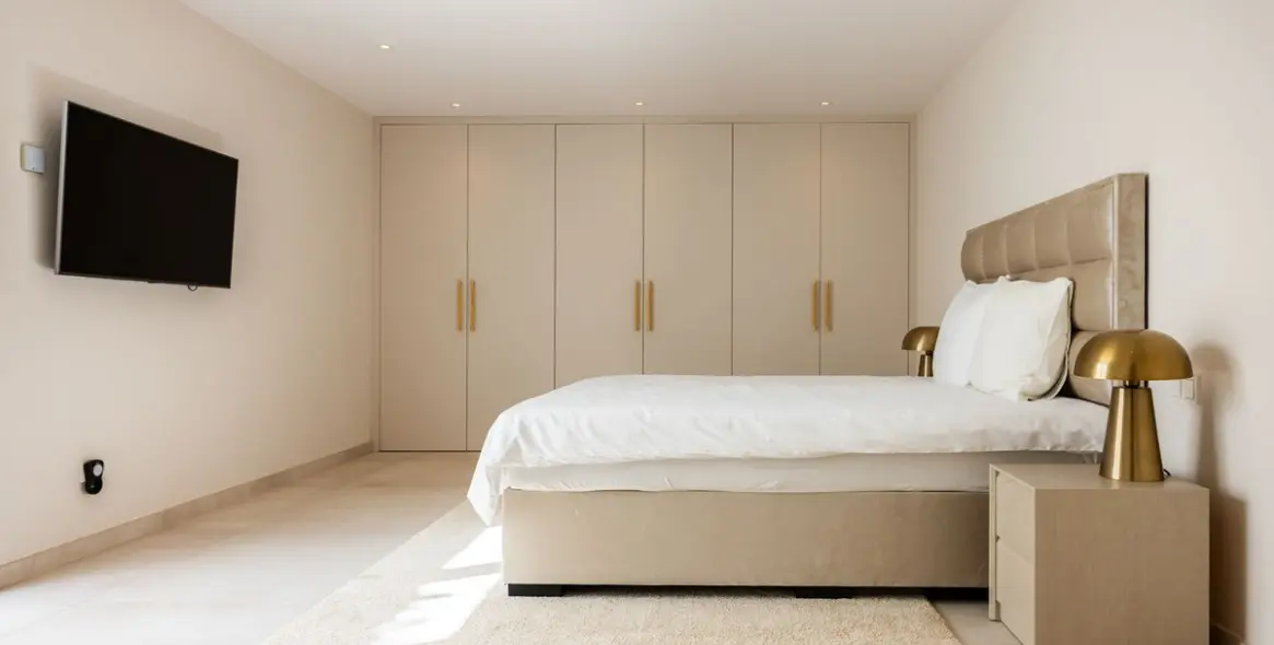 Продажа  отдельно стоящей виллы в Artola 30