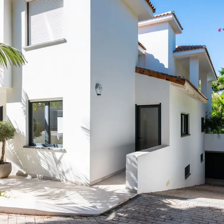 Venta de villa independiente en Artola