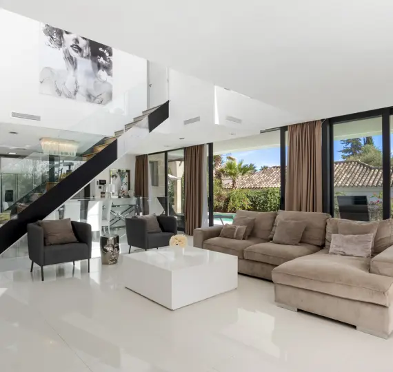 Detached villa R5174071