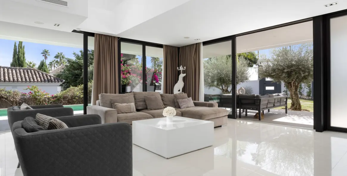 Sale of detached villa in Nueva Andalucía (district Nueva Andalucía) 4