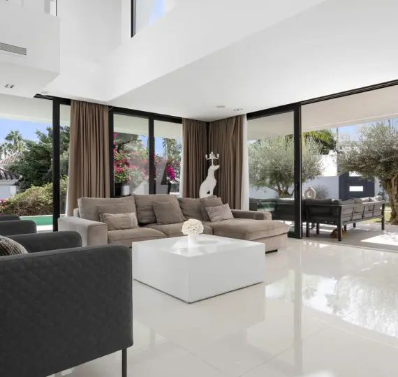 Detached villa R5174071