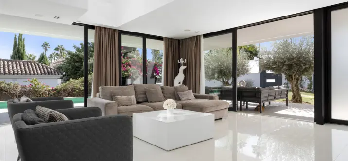 Detached villa R5174071 3