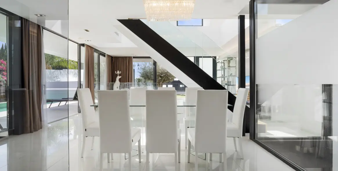 Sale of detached villa in Nueva Andalucía (district Nueva Andalucía) 7