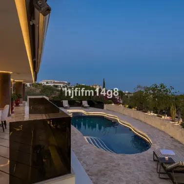 Продажа  отдельно стоящей виллы в La Quinta