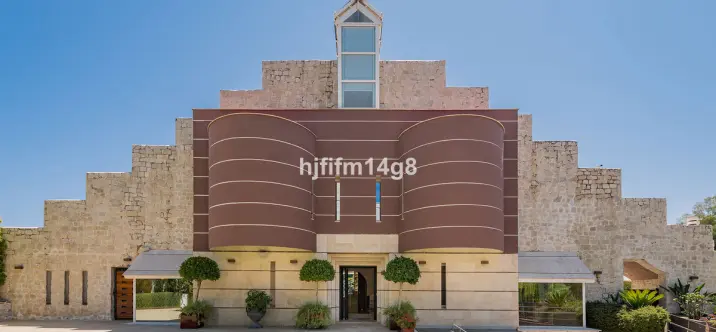 Продажа  отдельно стоящей виллы в La Quinta 1