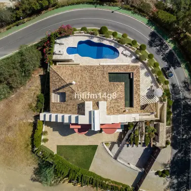 Продажа  отдельно стоящей виллы в La Quinta