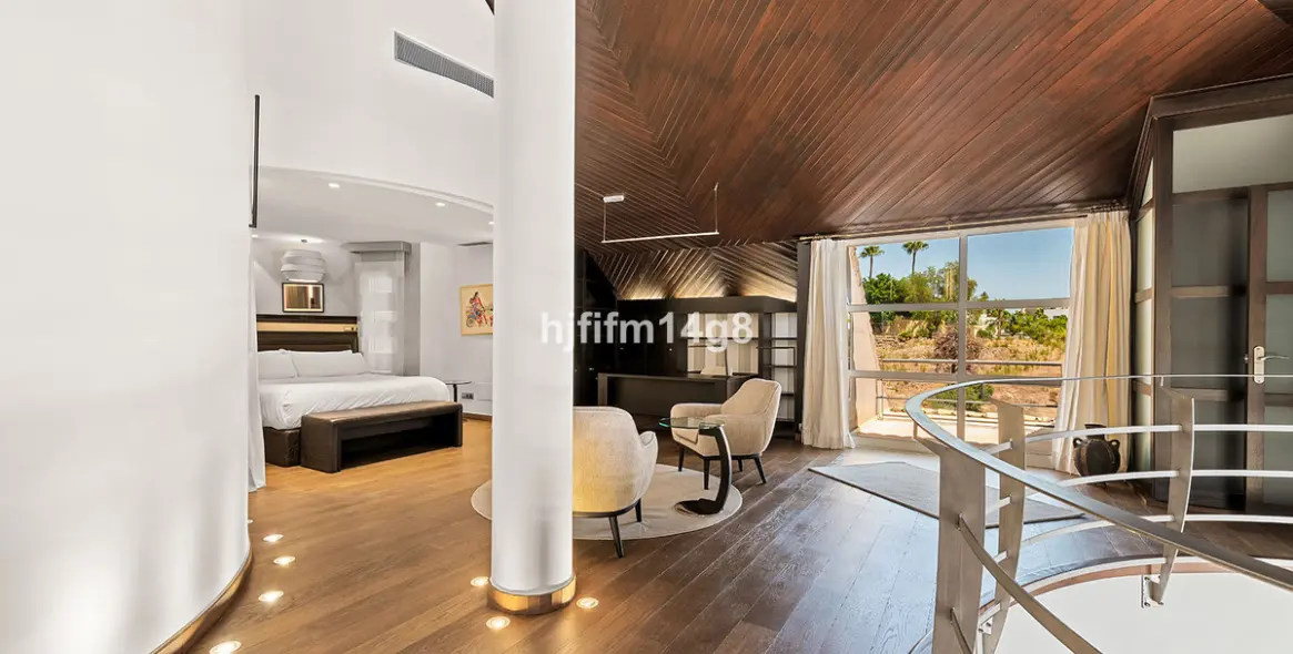 Продажа  отдельно стоящей виллы в La Quinta 14