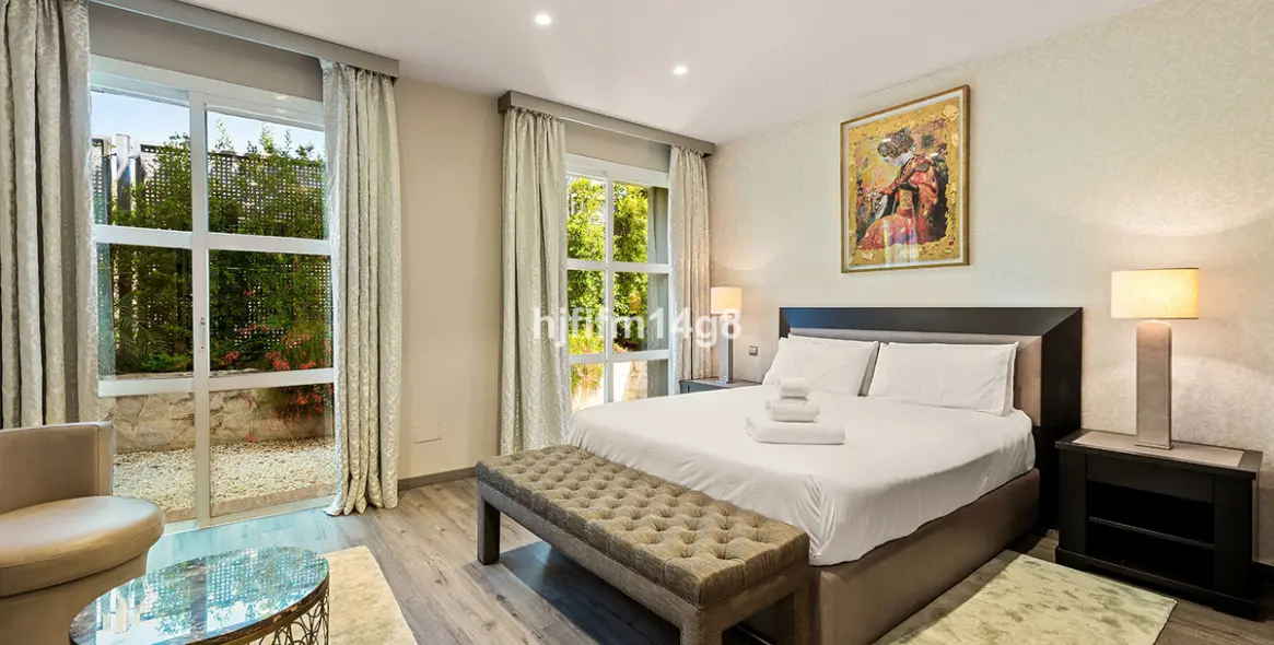 Продажа  отдельно стоящей виллы в La Quinta 18