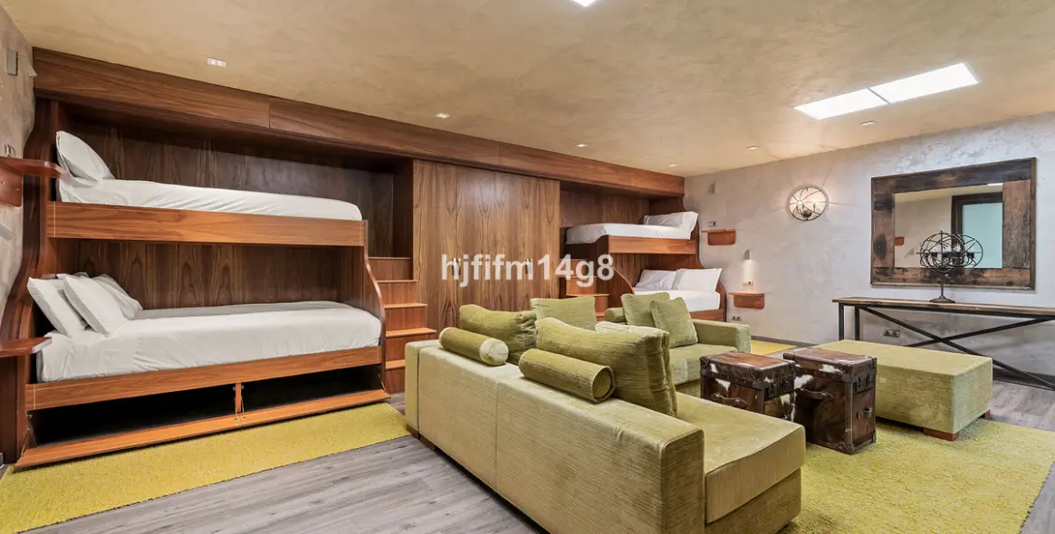 Продажа  отдельно стоящей виллы в La Quinta 20