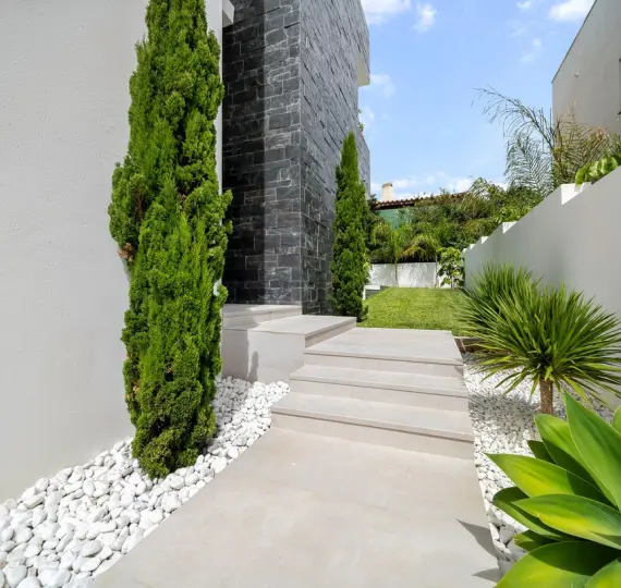 Detached villa R4238248