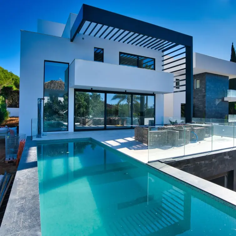 Venta de villa independiente en Marbesa