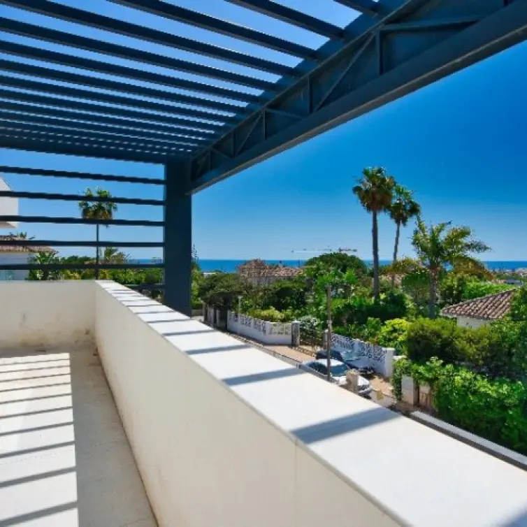 Venta de villa independiente en Marbesa