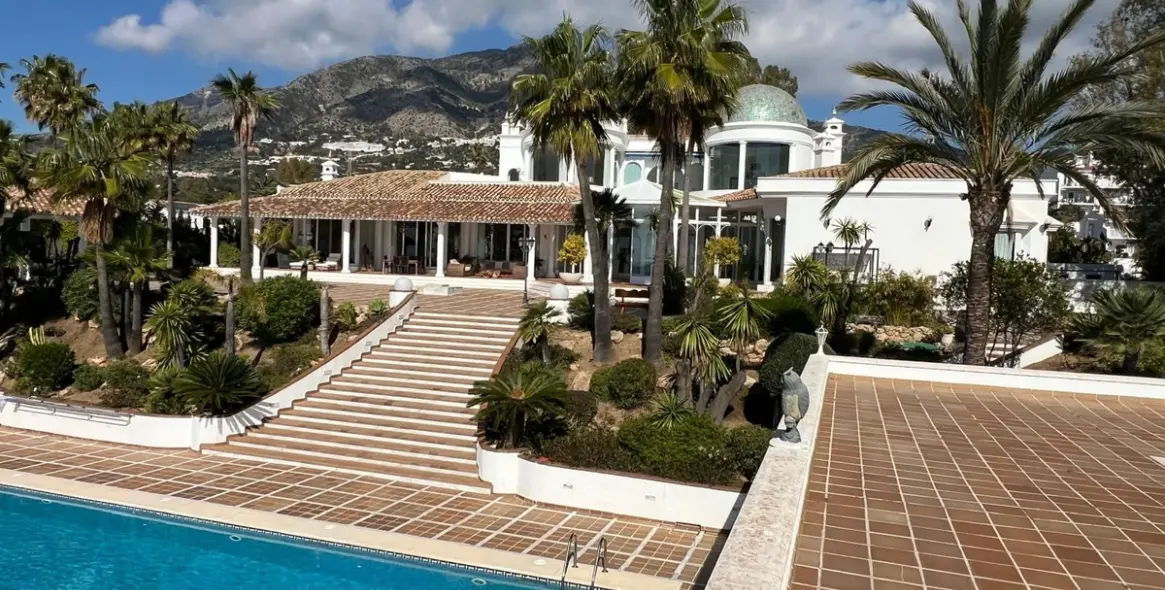 Sale of detached villa in Mijas 3