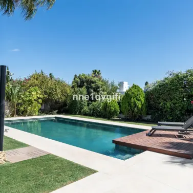 Venta de villa independiente en Guadalmina Alta