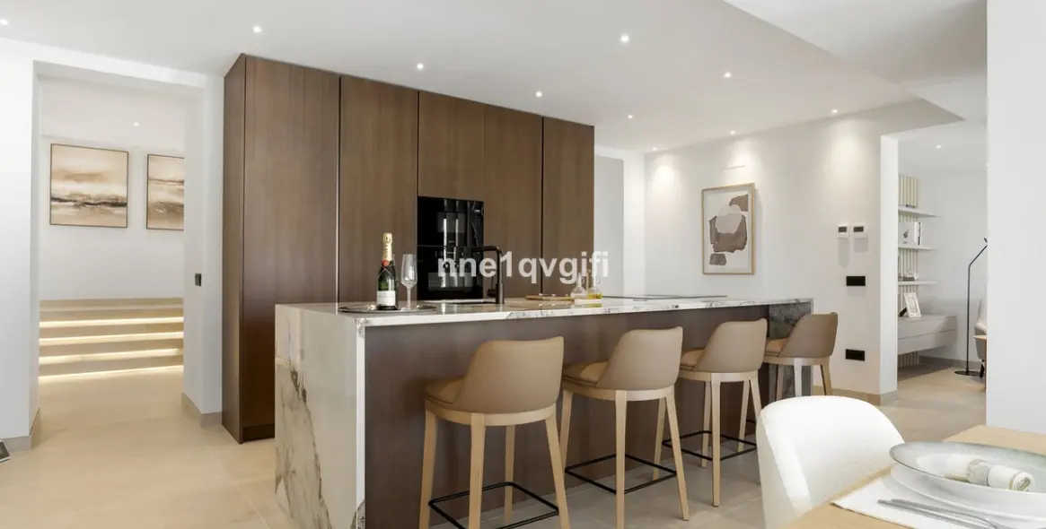 Venta de villa independiente en Guadalmina Alta 13