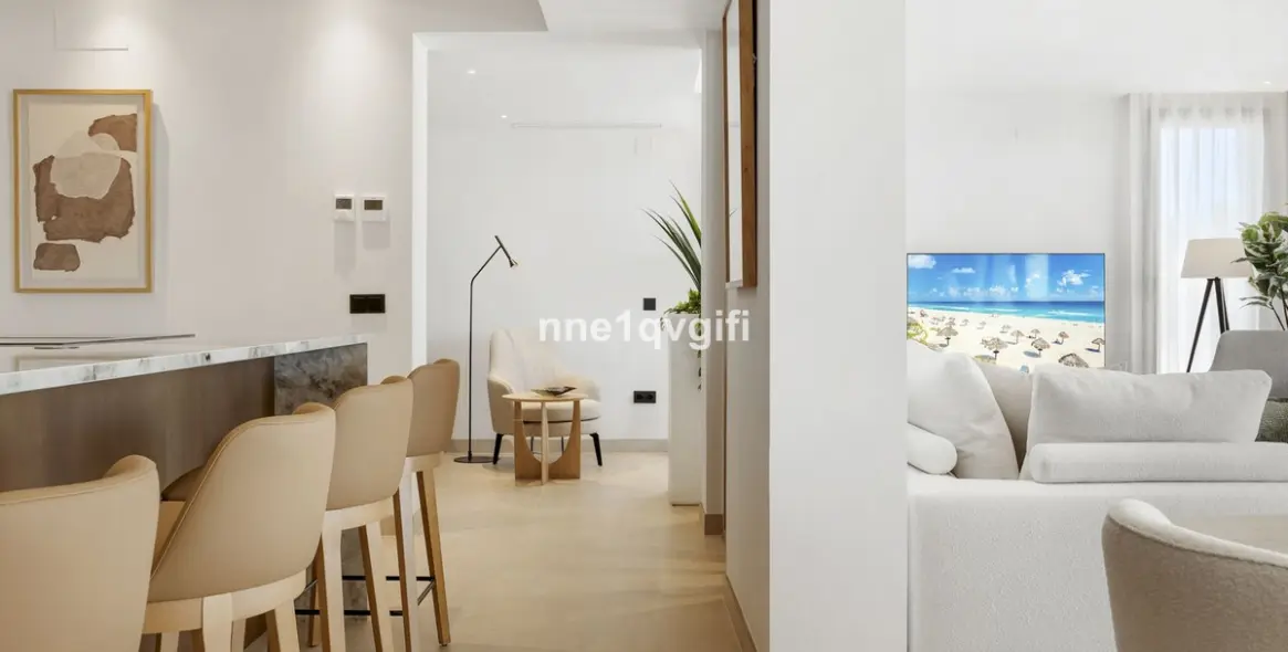 Venta de villa independiente en Guadalmina Alta 14