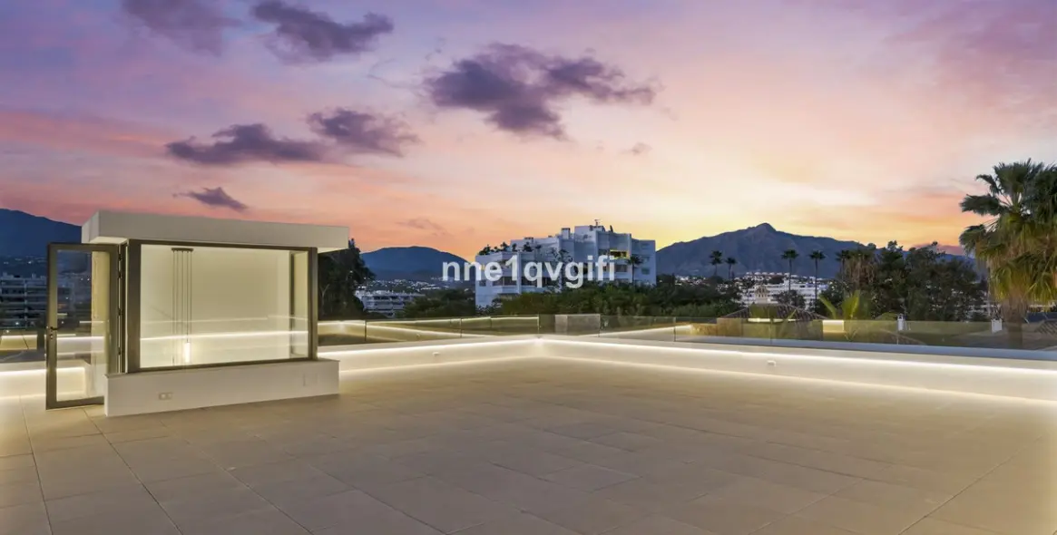 Venta de villa independiente en Guadalmina Alta 20