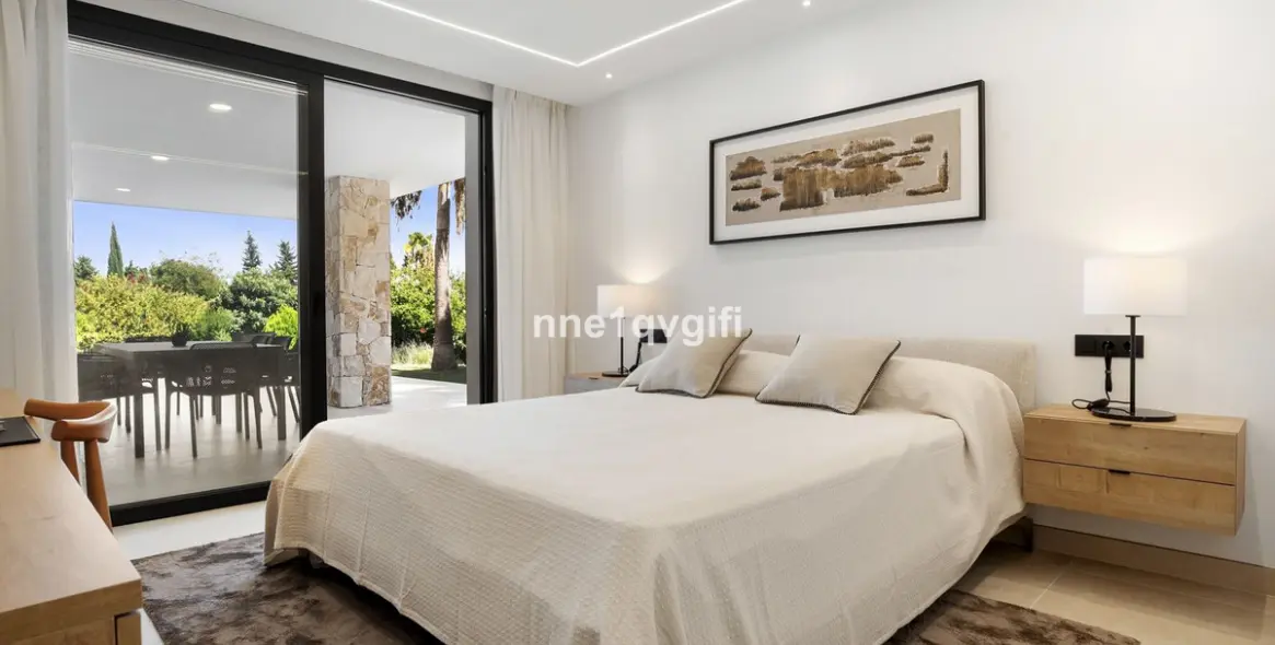 Venta de villa independiente en Guadalmina Alta 22