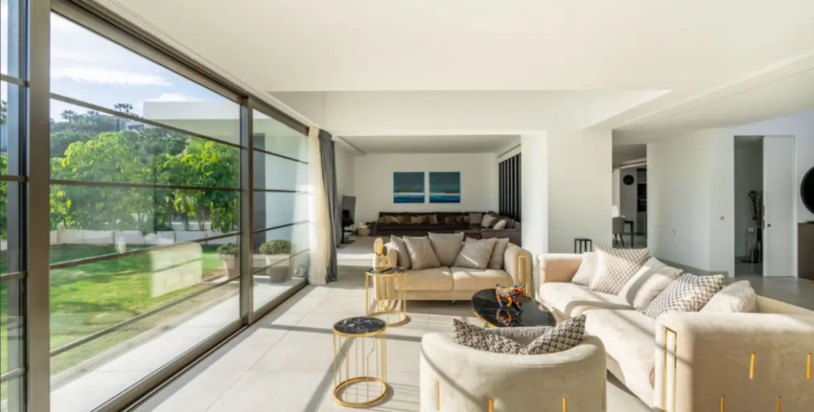 Продажа  отдельно стоящей виллы в Benahavís 4