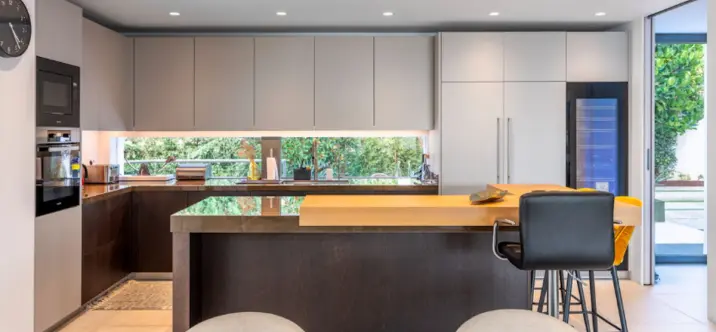 Продажа  отдельно стоящей виллы в Benahavís 4