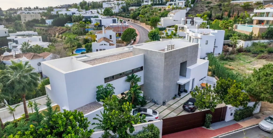 Sale of detached villa in Benahavís 36